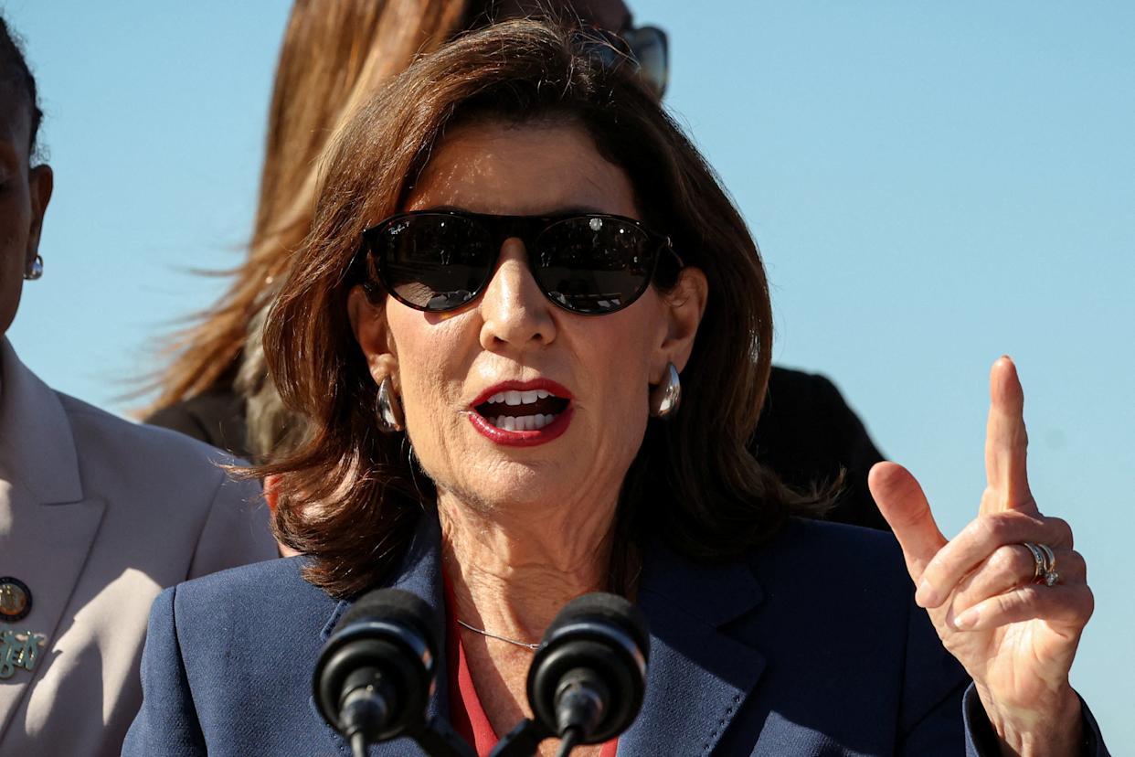 AI-biztonsági törvényt ír alá Hochul kormányzó New Yorkban!