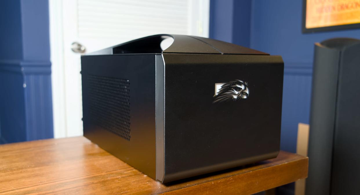 Falcon Northwest FragBox: A tökéletes kompakt gamer gép!