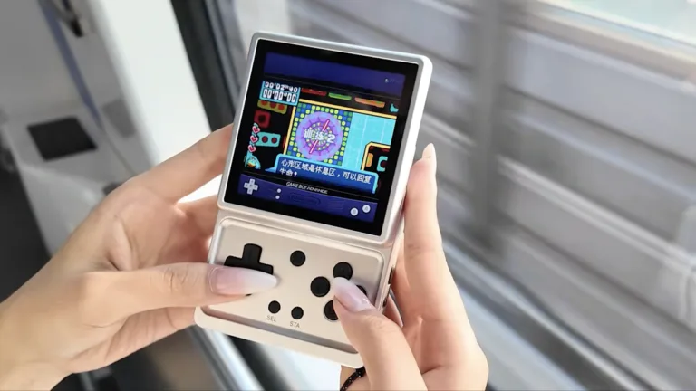 Retro handheld: Az Anbernic legújabb eszköze forgatható kijelzővel! 10 img