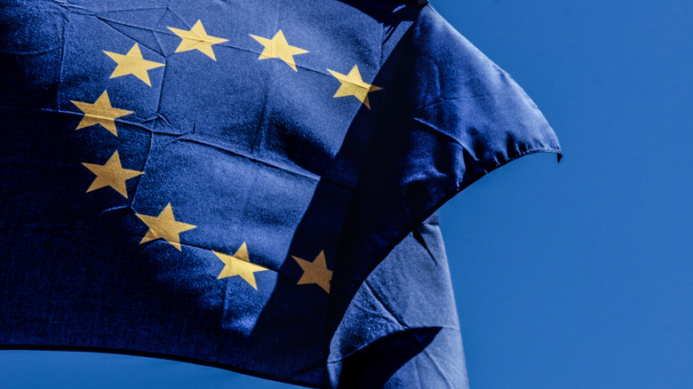 Apple támogatja a Google-t az EU AI-nyitásának parancsán!